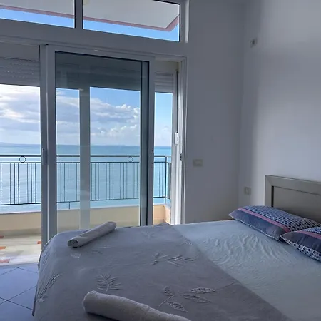 Sail Sea View