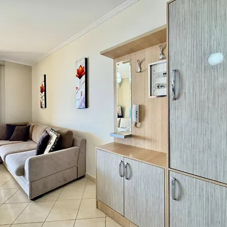 Sail Sea View 아파트 Sarandë