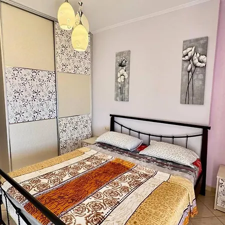 Sail Sea View Apartment *