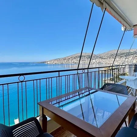 Sail Sea View Apartment *